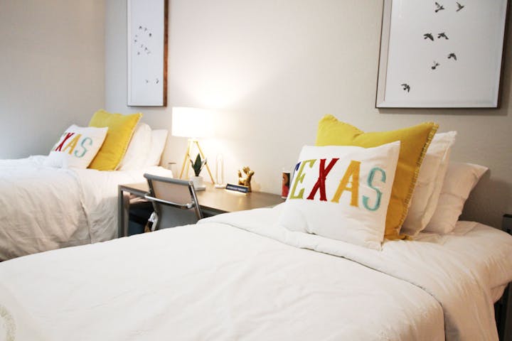 21-pearl-austin-texas-bedroom
