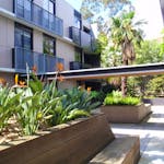 UniLodge-on-Riversdale-middle-courtyard