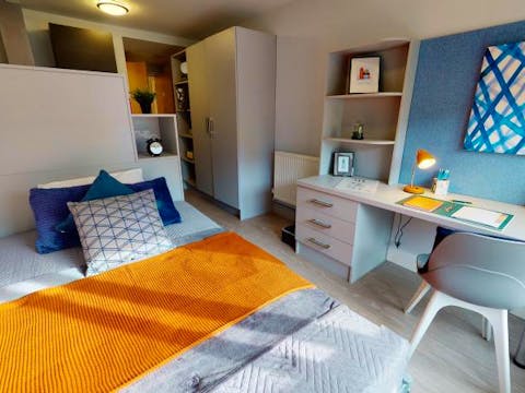 iQ-Student-Accommodation-London-Hoxton-Bedrooms-Bronze_Studio_Plus(7)_1