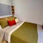 iQ-Student-Accommodation-Glasgow-Elgin-Place-Bedrooms-Addition-Bronze_En_Suite(2)