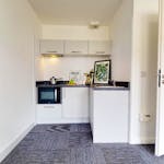 iQ-Student-Accommodation-Newland-House-Nottingham-Bedrooms-Platinum_Studio(3)