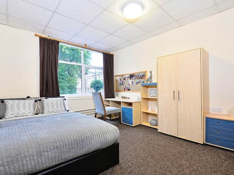 14-student-accommodation-apollo-house-standard-plus