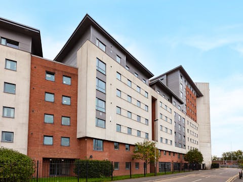 1-student-accommodation-leicester-filbert-village-front-exterior