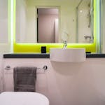 student-accommodation-stirling-centro-house-classic-ensuite (4)