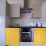1590667967_Step-House-Newcastle-upon-Tyne-Kitchen-4-Unilodgers