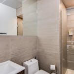 knickerbocker-bathroom-3.700x700